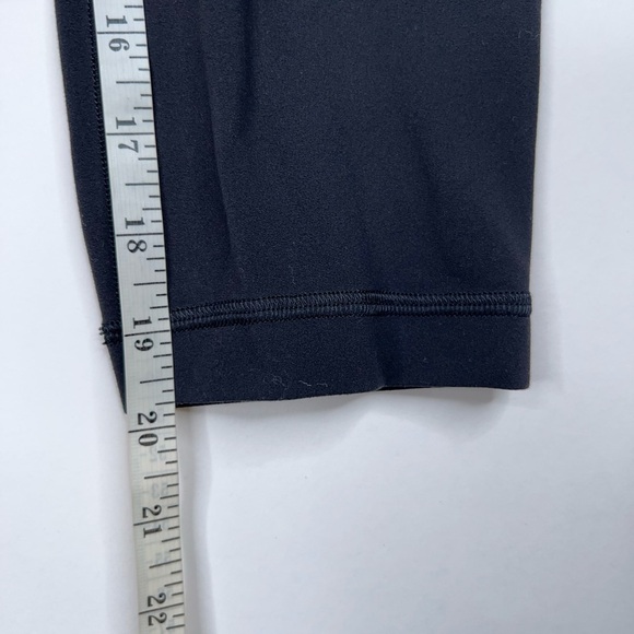 Lululemon Align Crop Leggings Black High Rise Soft Lightweight Athleisure Size 4 - Picture 11 of 11